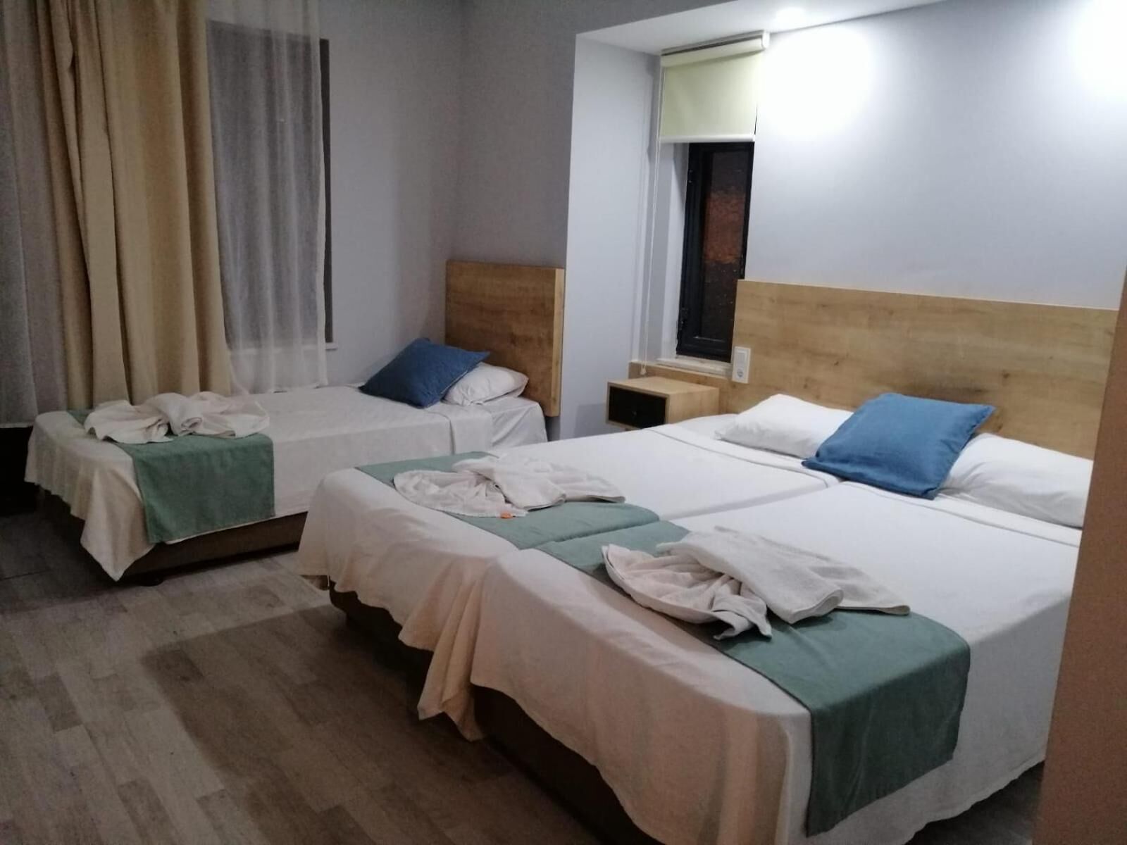 standard triple room | minibar, desk, laptop workspace, blackout curtains