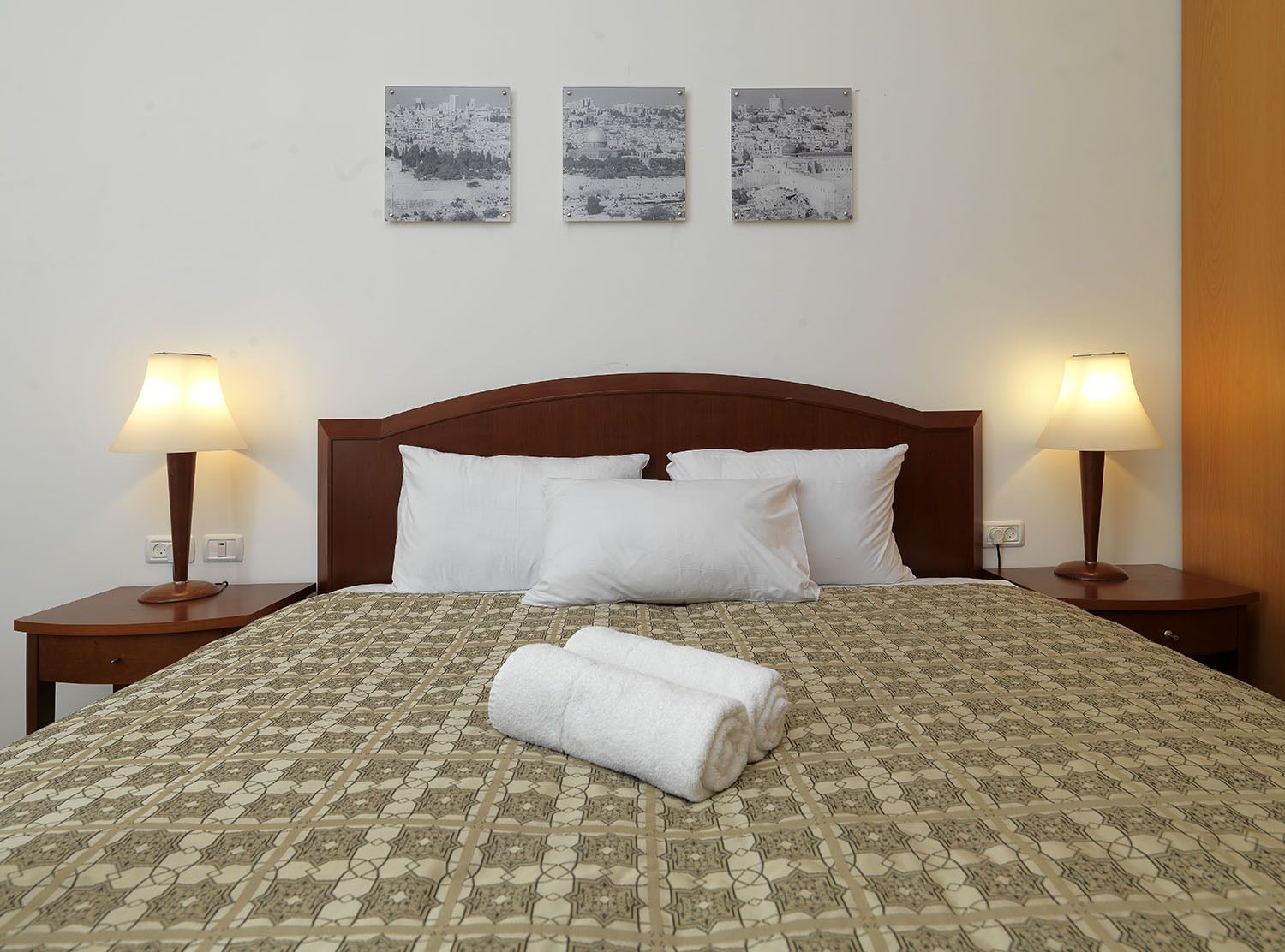 deluxe double or twin room | in-room safe, blackout curtains, soundproofing, rollaway beds
