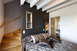 Superior Quadruple Room - Logis Hostellerie St Germain (Arlay)