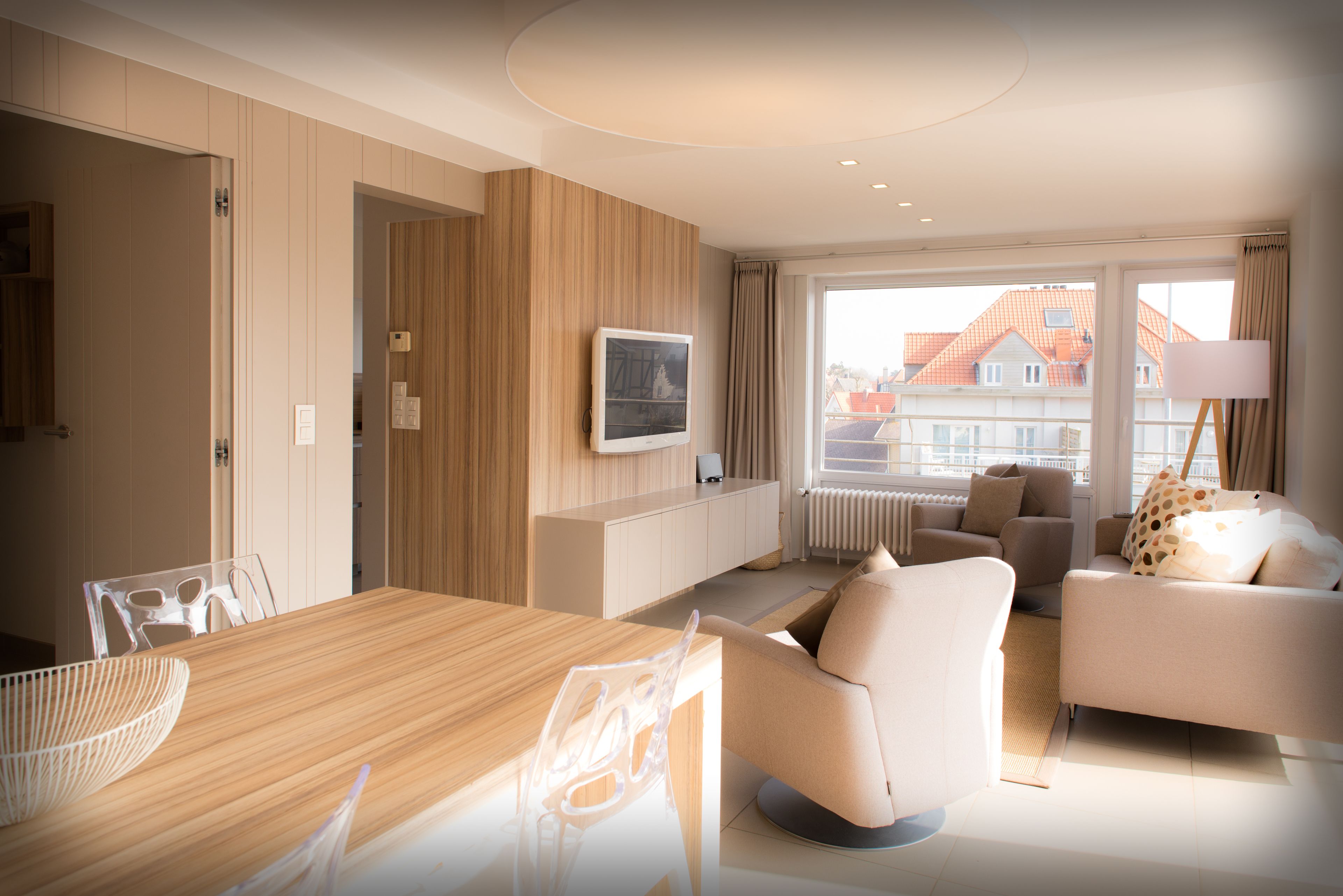 deluxe apartment, 2 bedrooms | living room | 40-inch smart tv with digital channels, tv