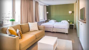 Premium Room | 1 bedroom, premium bedding, laptop workspace, free WiFi