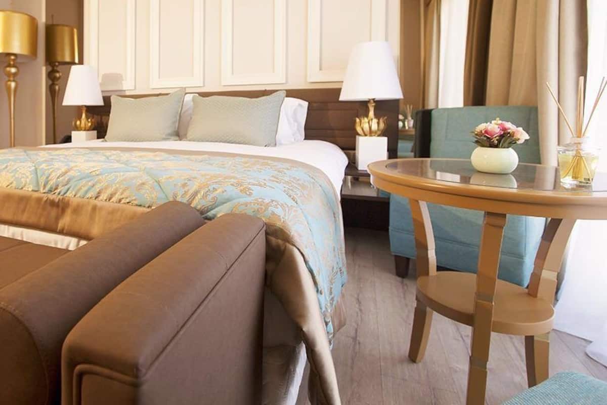 Escape Luxury Forestview, 1 Double Bed | Hochwertige Bettwaren, Minibar, Zimmersafe, Schreibtisch
