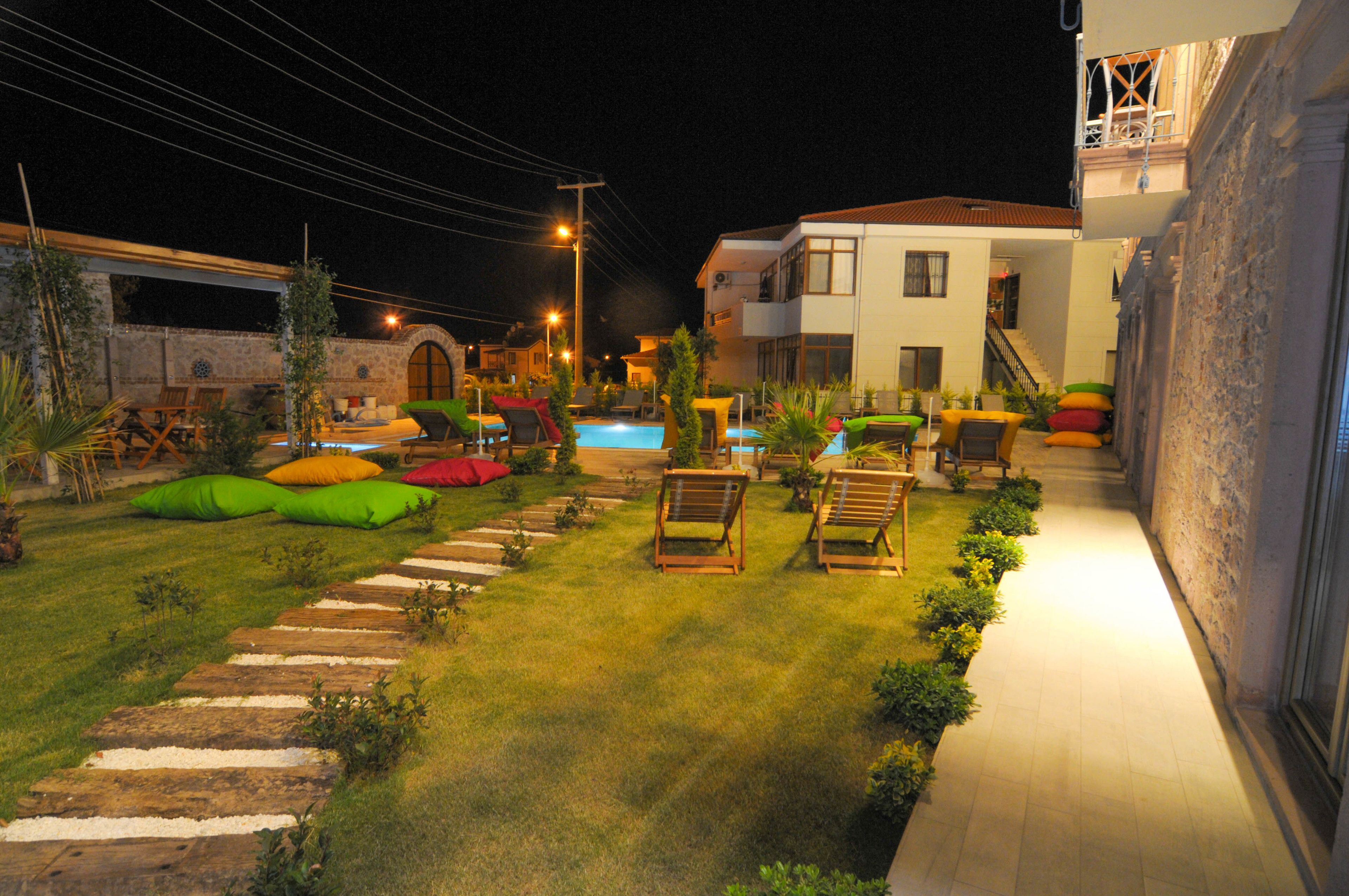 standard room, 1 bedroom, non smoking, pool view | 1 bedroom, egyptian cotton sheets, premium bedding, minibar