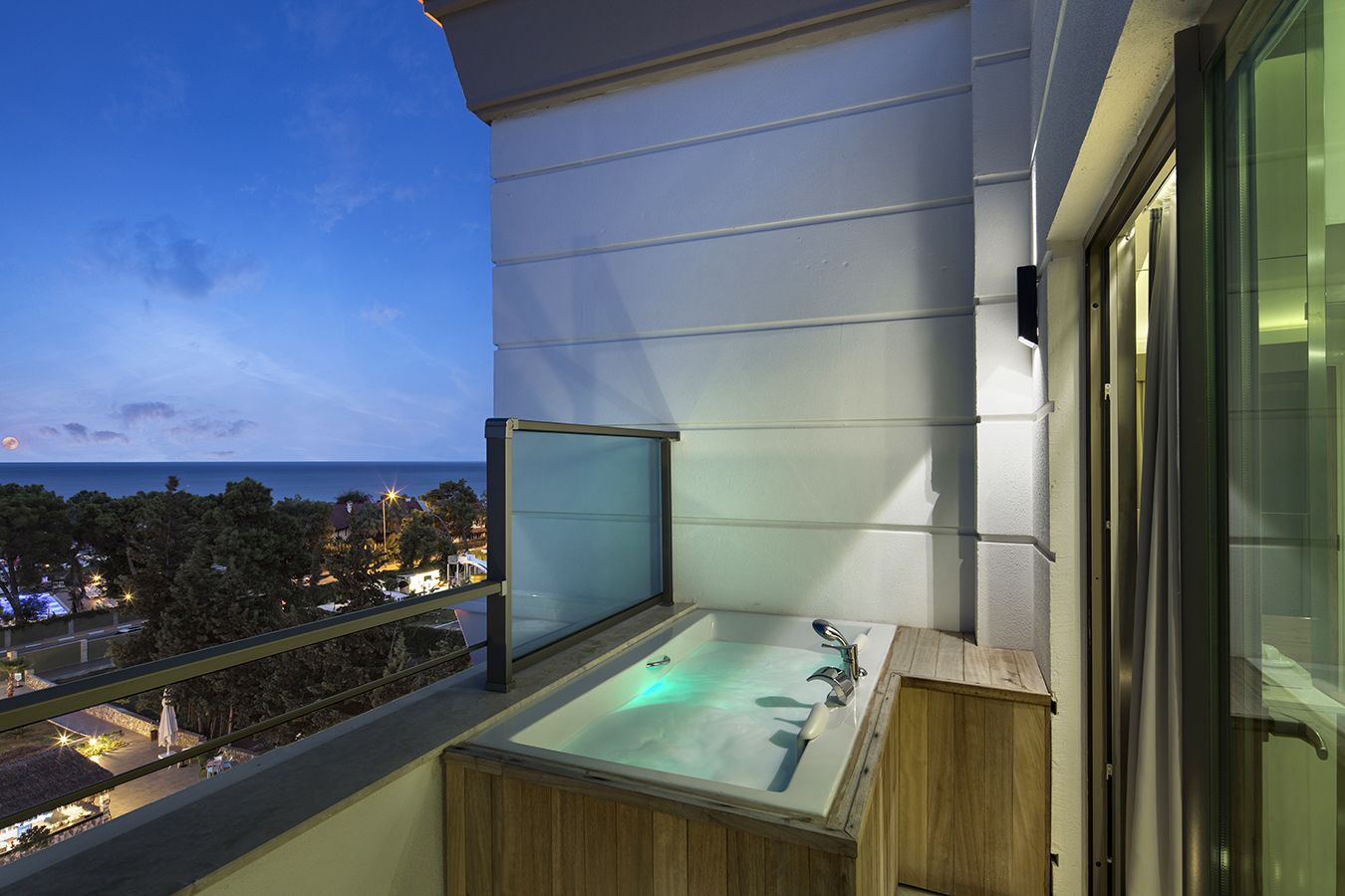 Bañera de hidromasaje