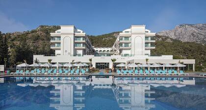 Dosinia Luxury Resort