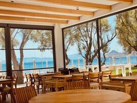 Frokost, lunsj og middag serveres, internasjonale retter 