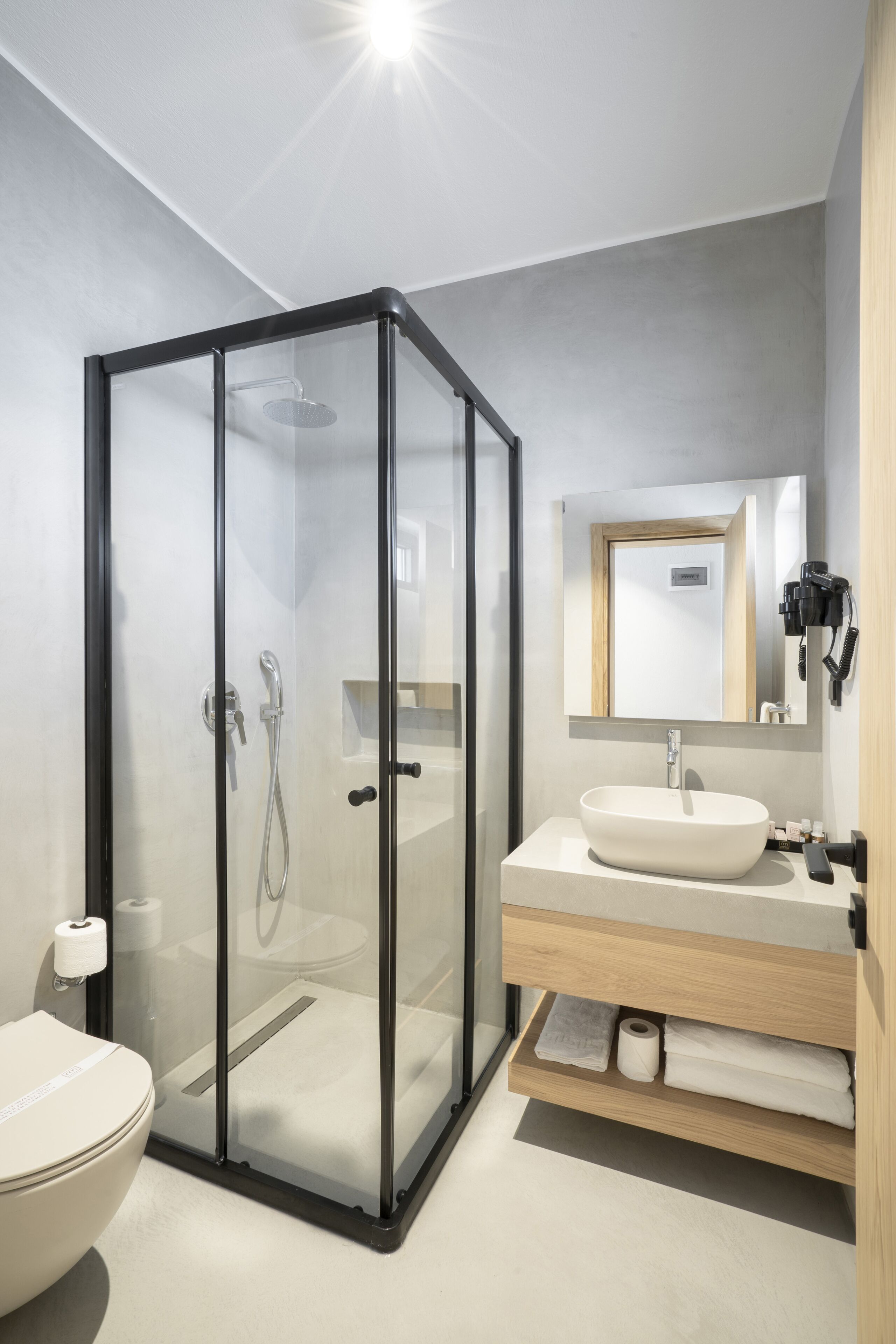 superior double room | minibar, in-room safe, soundproofing, free wifi