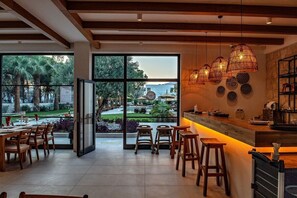 Breakfast, lunch and dinner served - Regia Mare Beach Hotel & Spa Bodrum (Bodrum)