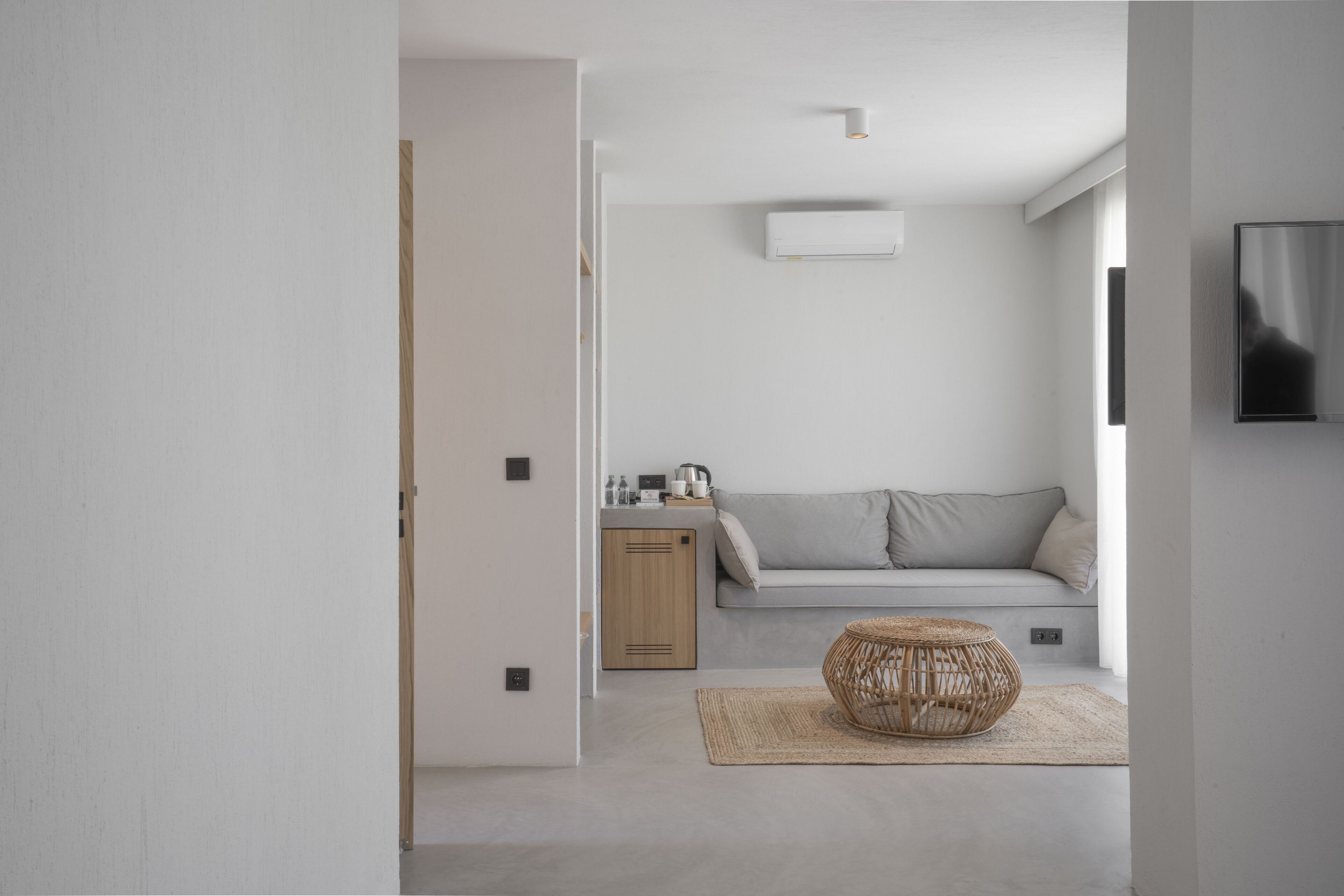 suite | minibar, in-room safe, soundproofing, free wifi