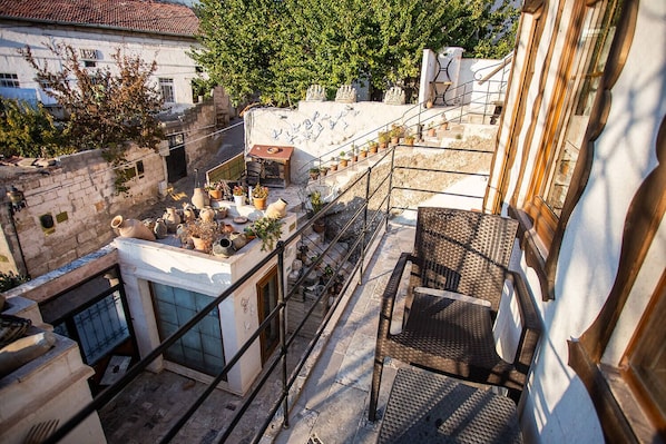 Deluxe-Doppelzimmer, Balkon | Terrasse/Patio