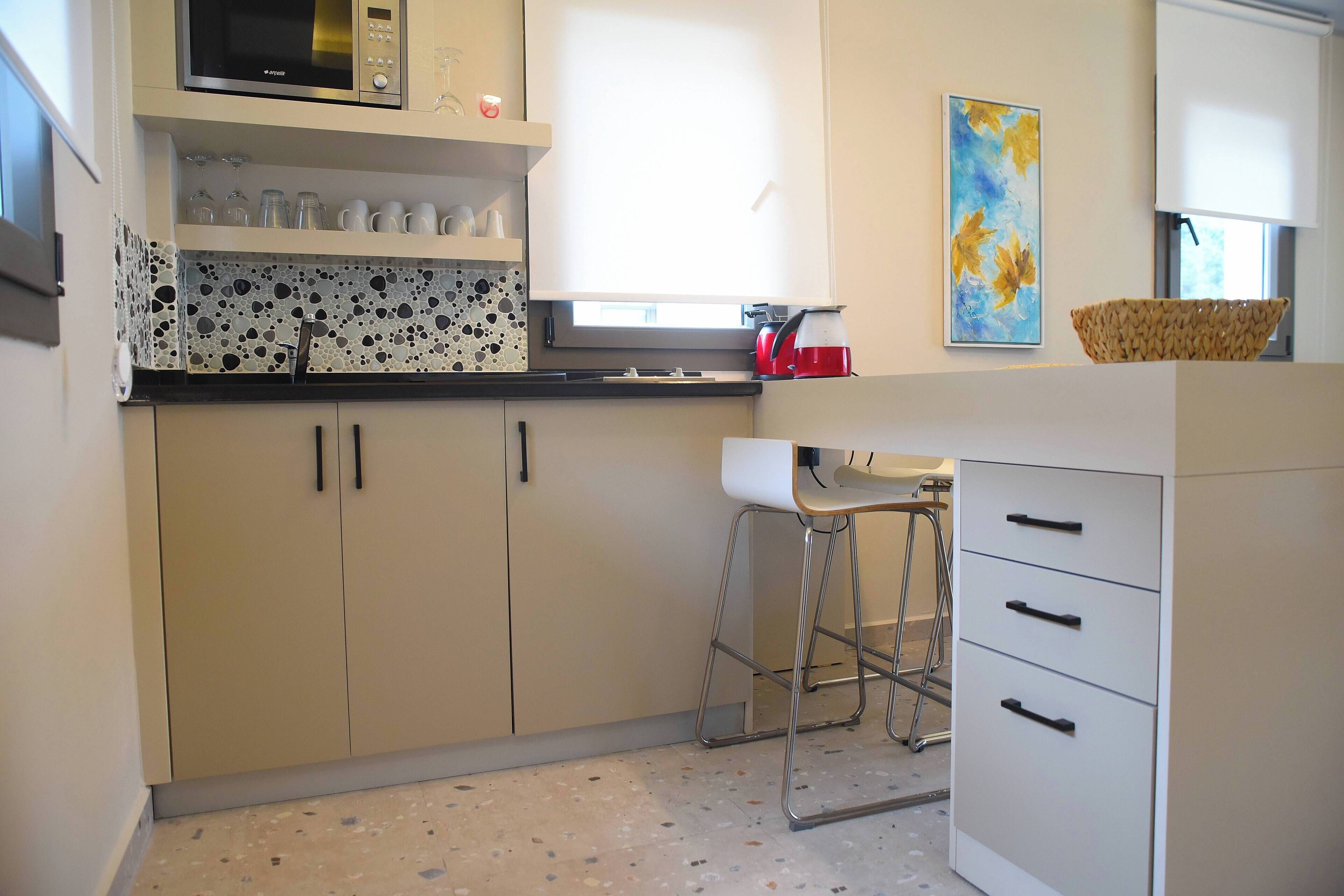 coffee/tea maker, electric kettle