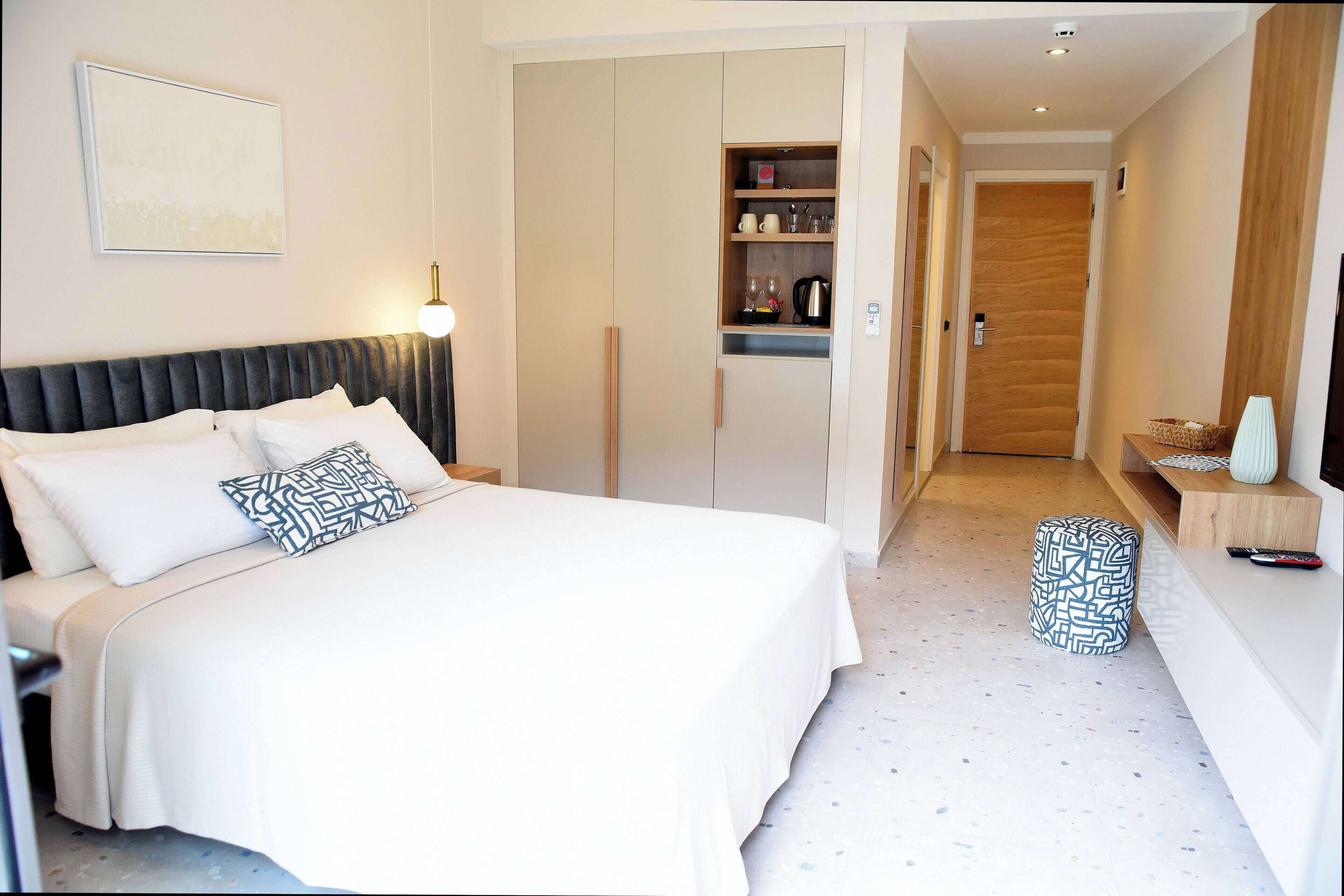 classic double room, 1 double bed, pool view | 1 bedroom, premium bedding, in-room safe, free wifi