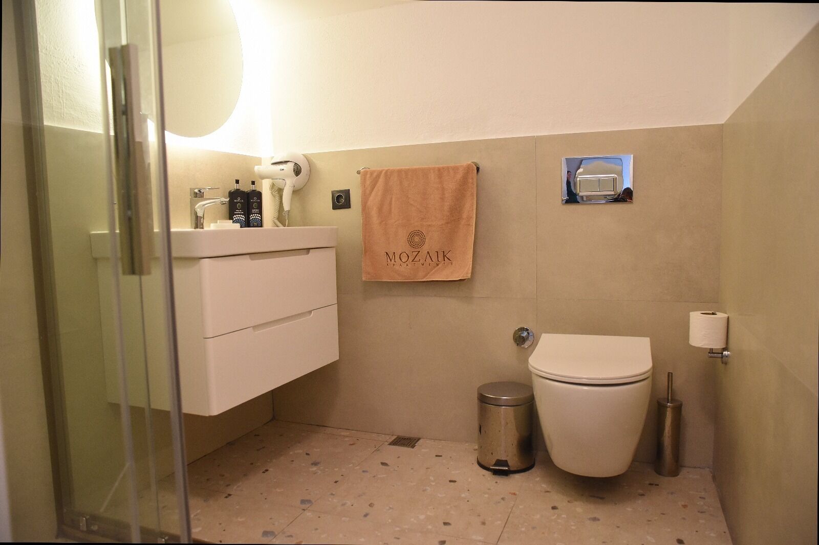 deluxe suite, 1 bedroom, sea view | bathroom shower