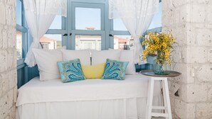  Delux Cumbalı  | Egyptian cotton sheets, down duvets, minibar, desk - Evliyagil Hotel by Katre (Cesme)