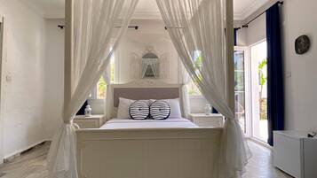 Minibar, wifi gratis y ropa de cama