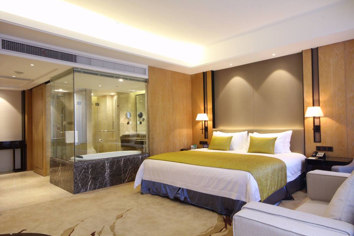 Habitación exclusiva | Minibar, escritorio, cortinas opacas y sistema de insonorización