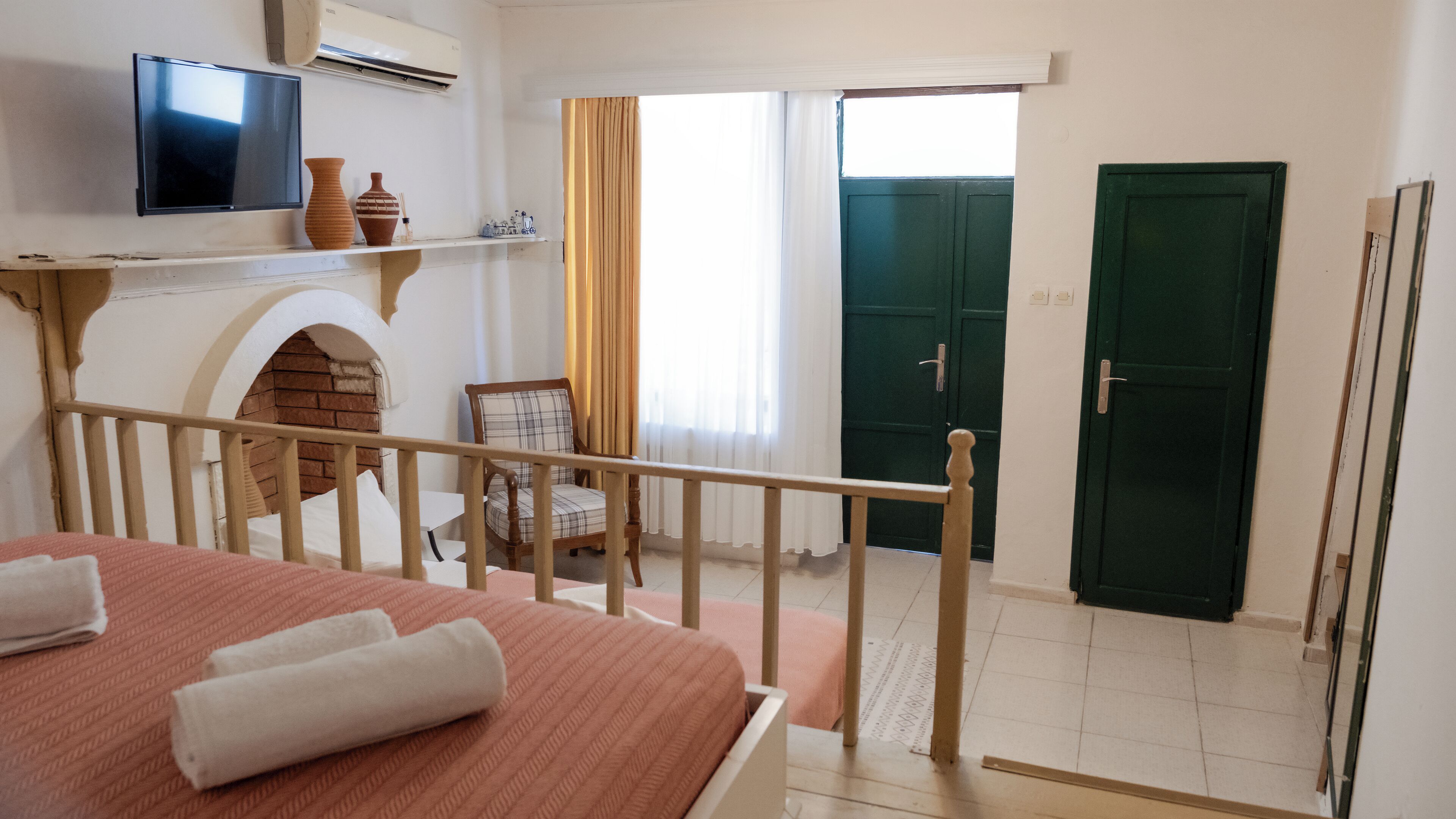 1 bedroom, premium bedding, minibar, in-room safe