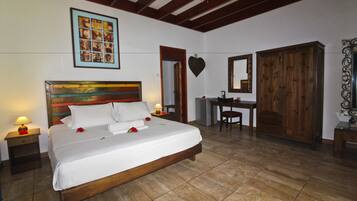 1 habitación, minibar, caja de seguridad en la habitación y escritorio