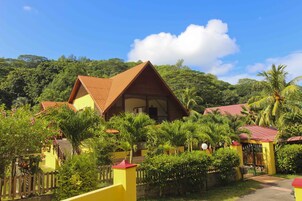 Fachada da propriedade