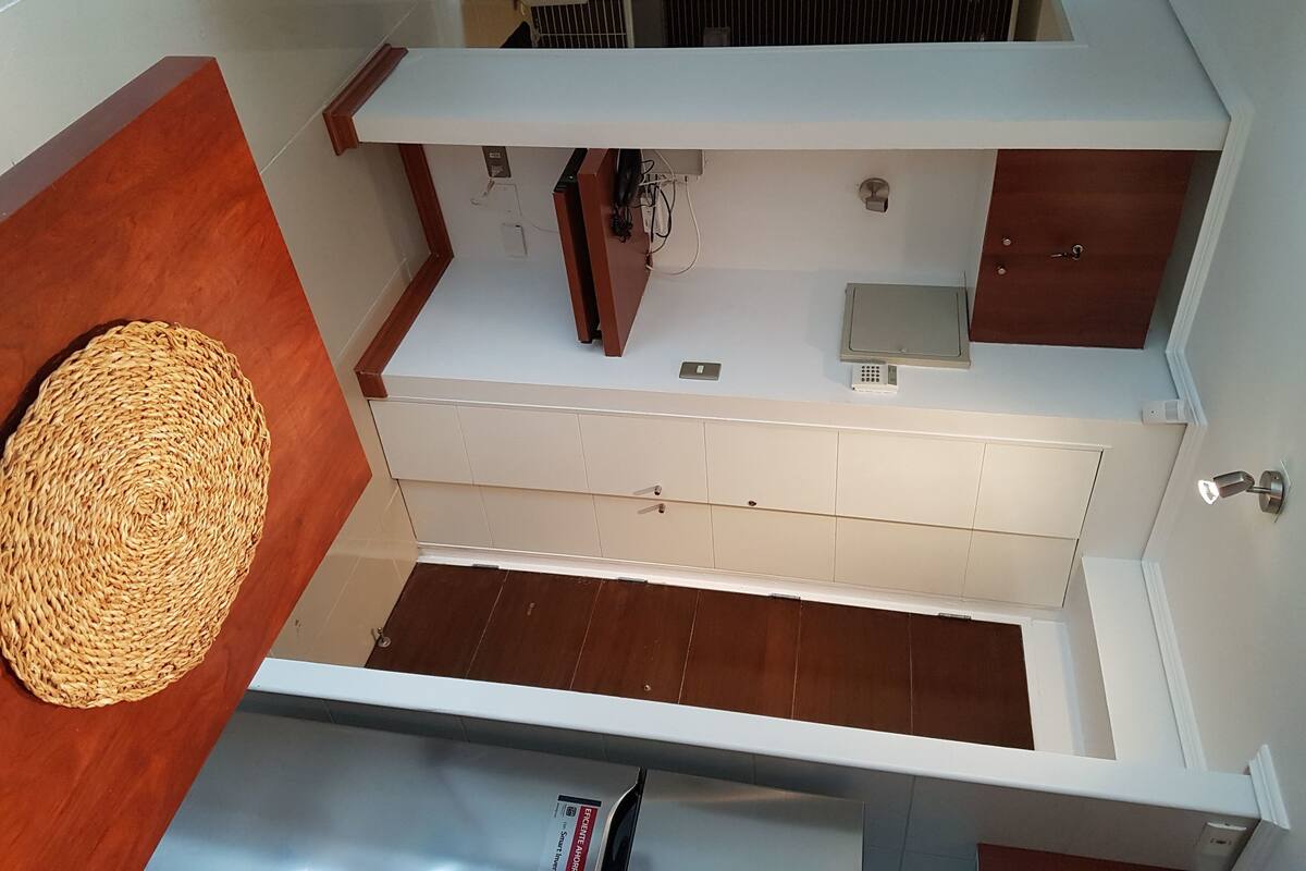 Standard Apartment, Multiple Beds | Private kitchen