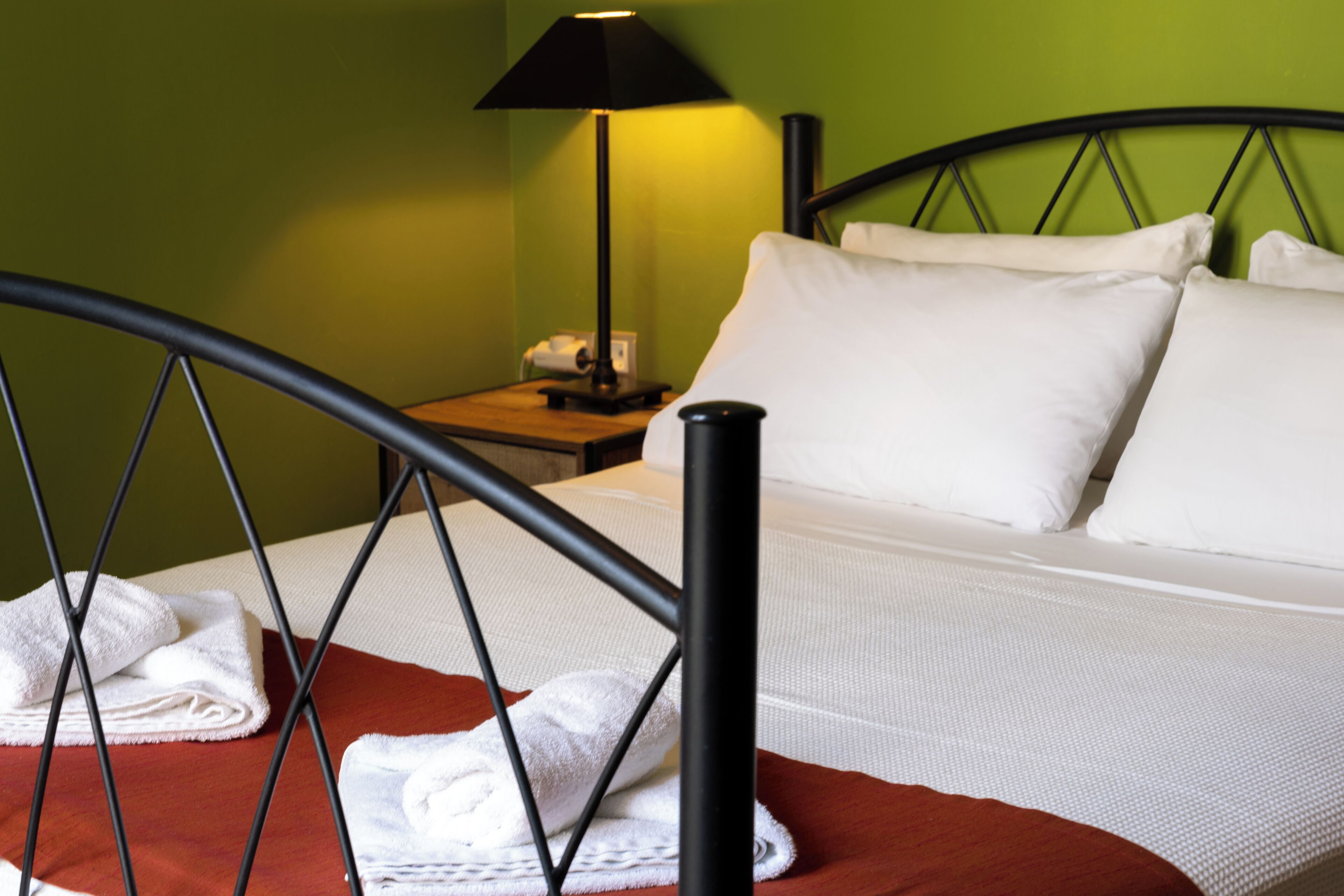 room, 1 double bed | 1 bedroom, minibar, individually decorated, desk