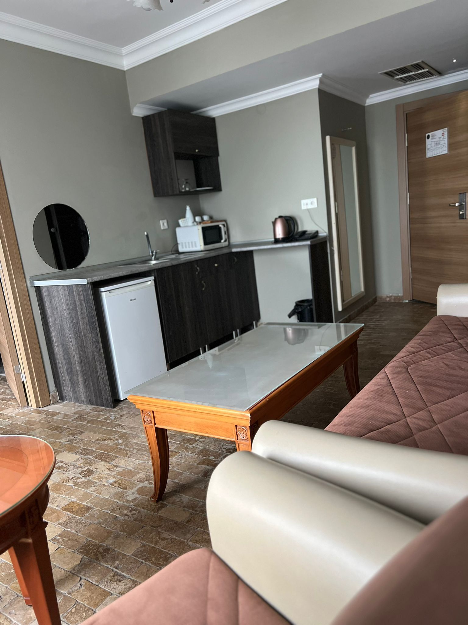 superior suite, 1 double bed | premium bedding, minibar, in-room safe, desk