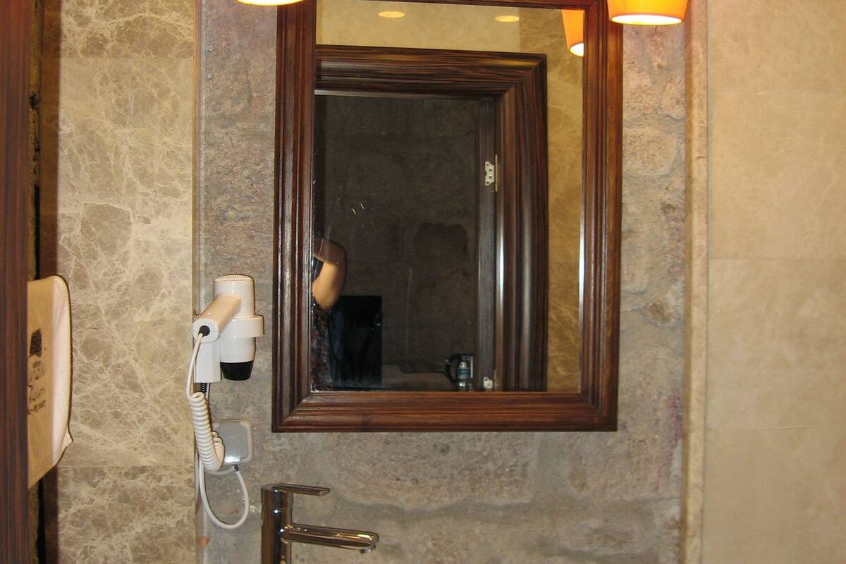 double room | 1 bedroom, premium bedding, minibar, in-room safe