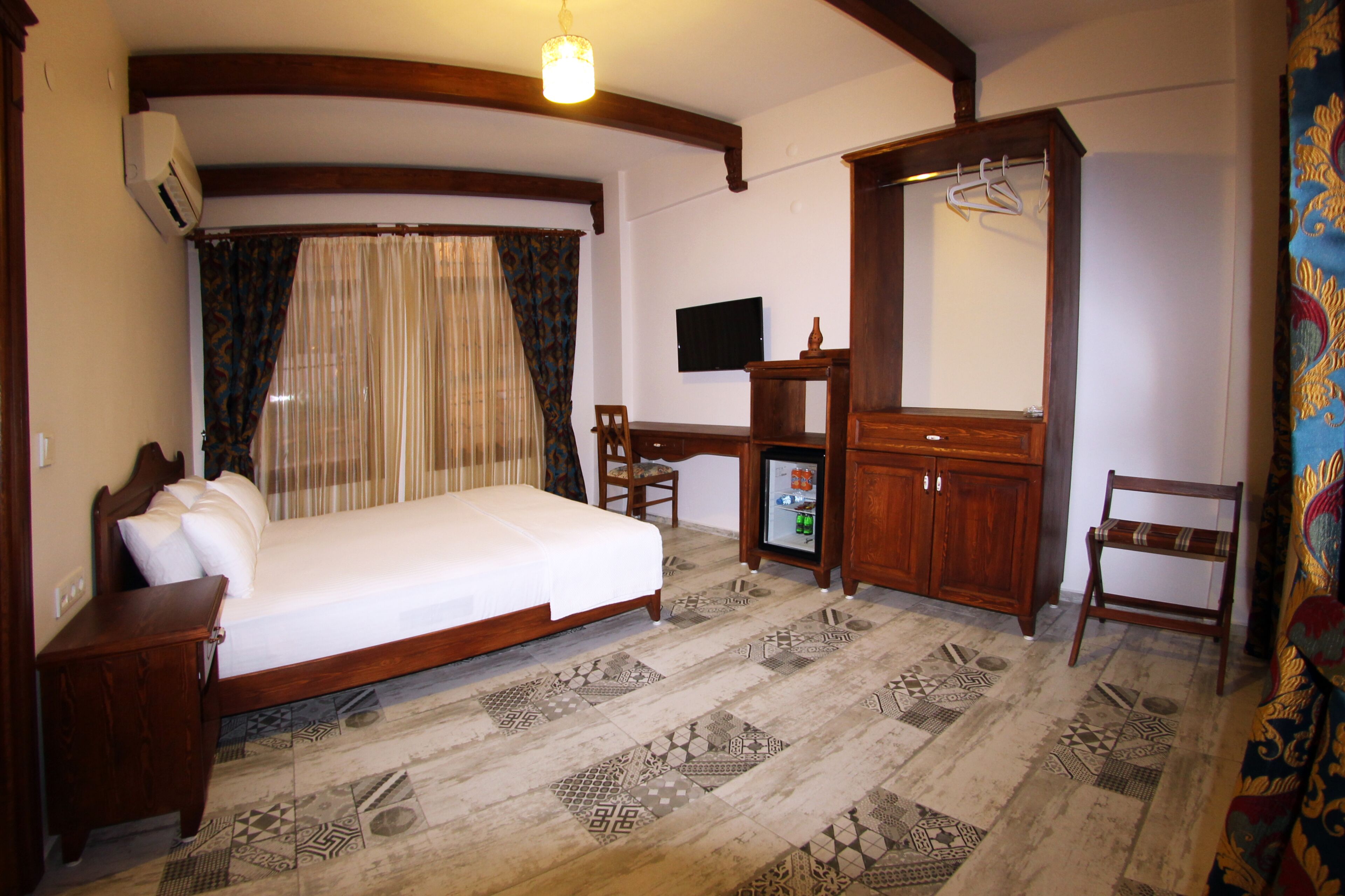 Deluxe Double or Twin Room | Premium bedding, Tempur-Pedic beds, minibar, in-room safe