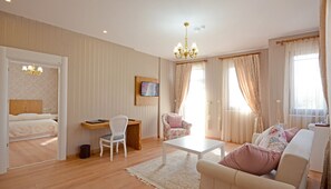 Suite | Sala de estar | Televisión LCD 