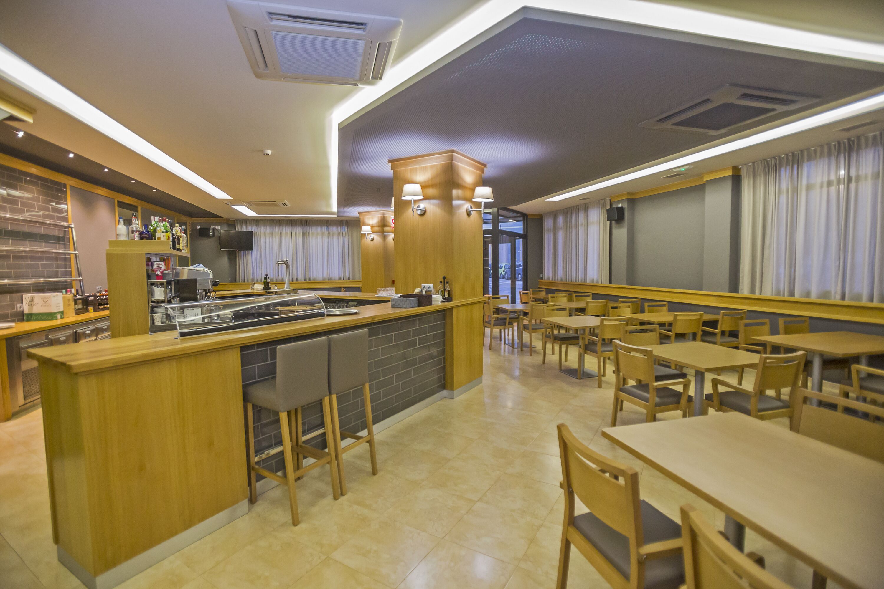 breakfast, lunch, dinner served; mediterranean cuisine