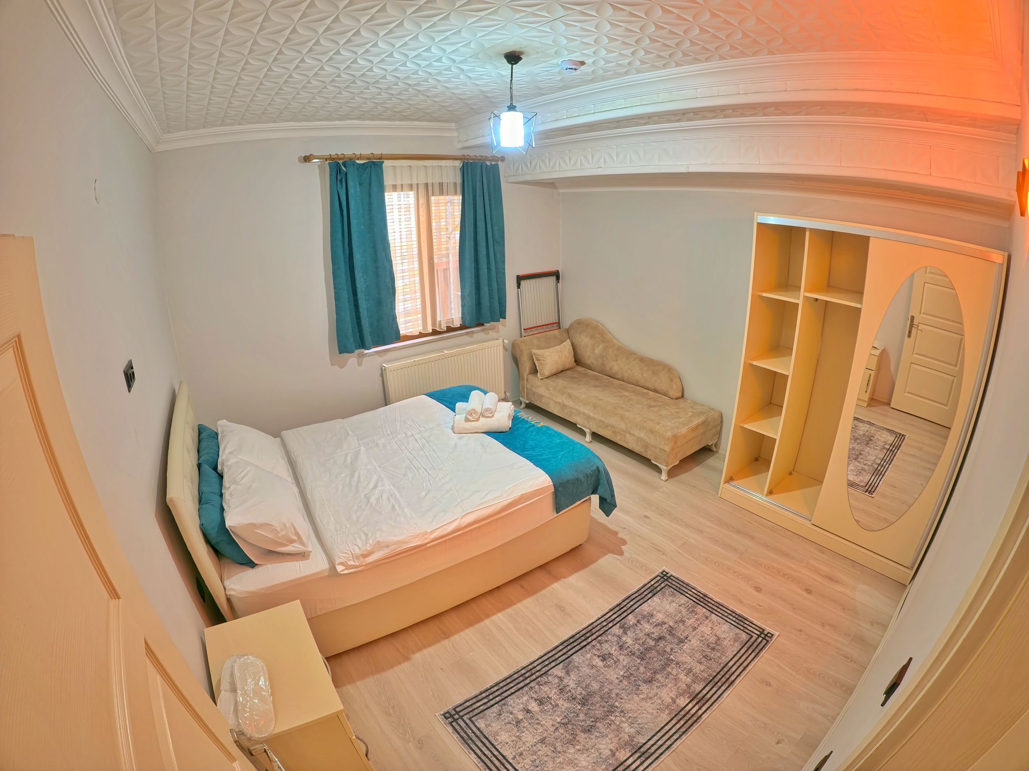 Standard Room, 1 Double Bed | 1 bedroom, desk, soundproofing, free WiFi