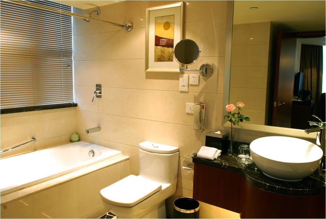 shower, free toiletries, hair dryer, dressing gowns