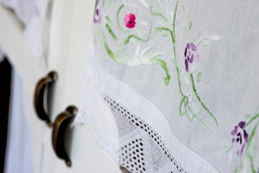 shower, free toiletries, hair dryer, slippers