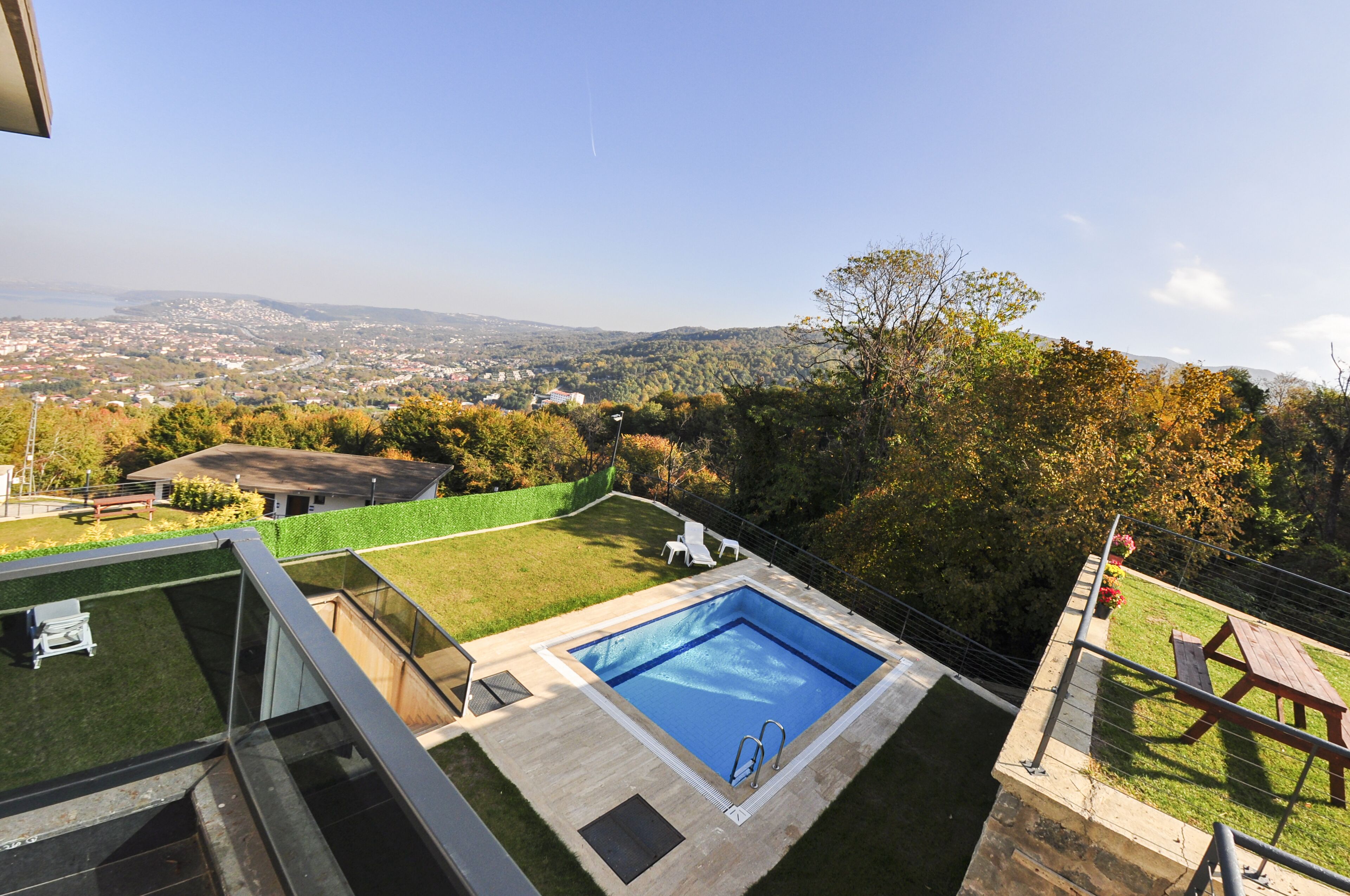 Villa Nevras Lake View 3+1 | 1 bedroom, desk, laptop workspace, soundproofing