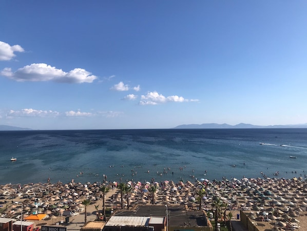 Standard-Dreibettzimmer, Meerblick | Strand-/Meerblick