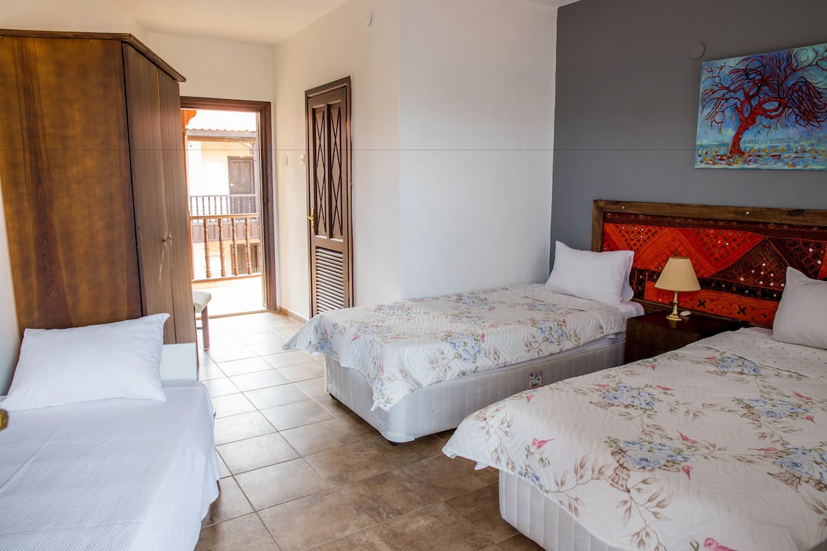 Standard Room | In-room safe, desk, rollaway beds, free WiFi