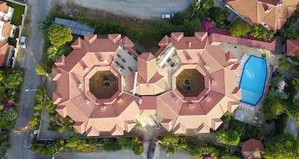 Hanzara Hotel