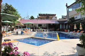 Pool - Tokgoz Butik Hotel & Apartments (Fethiye)