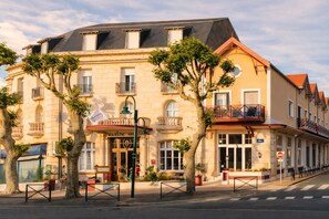 Facciata della struttura