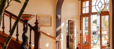 DĂ©tail de lâintĂ©rieur