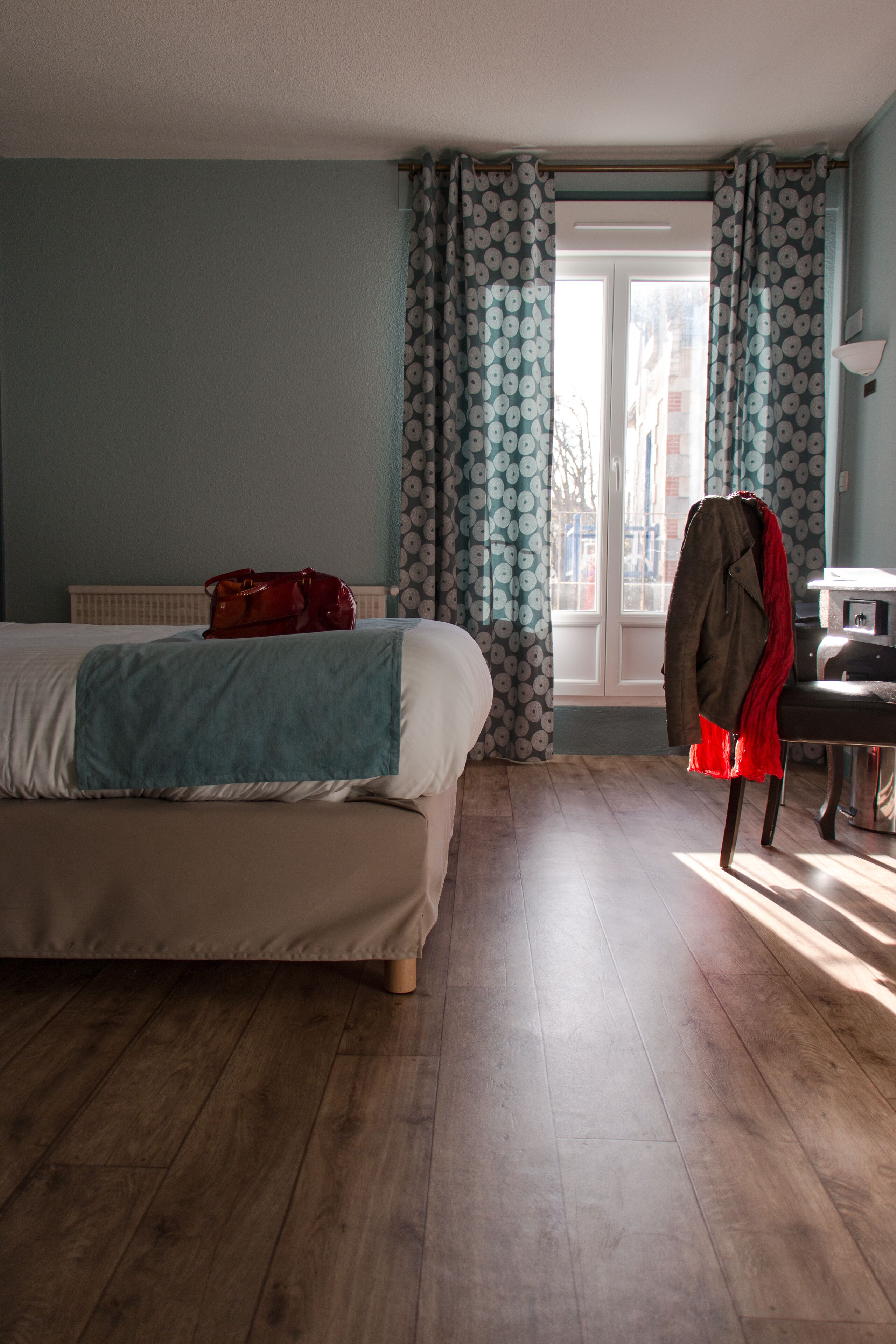 comfort double room, 1 bedroom, private bathroom | premium bedding, desk, free wifi, bed sheets