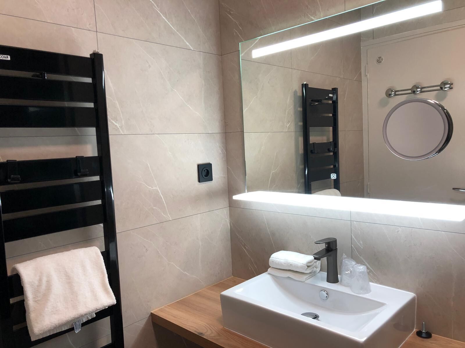 Foto - LOGIS Hotel Majestic Chatelaillon Plage - La Rochelle