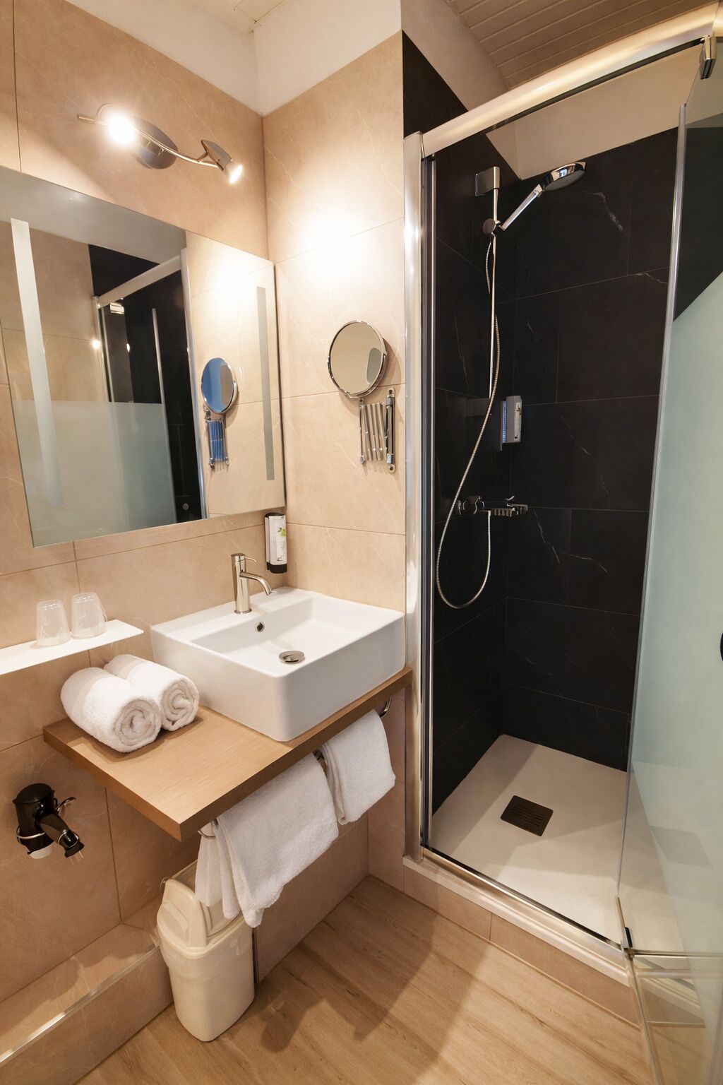 Photo - LOGIS Hotel Majestic Chatelaillon Plage - La Rochelle