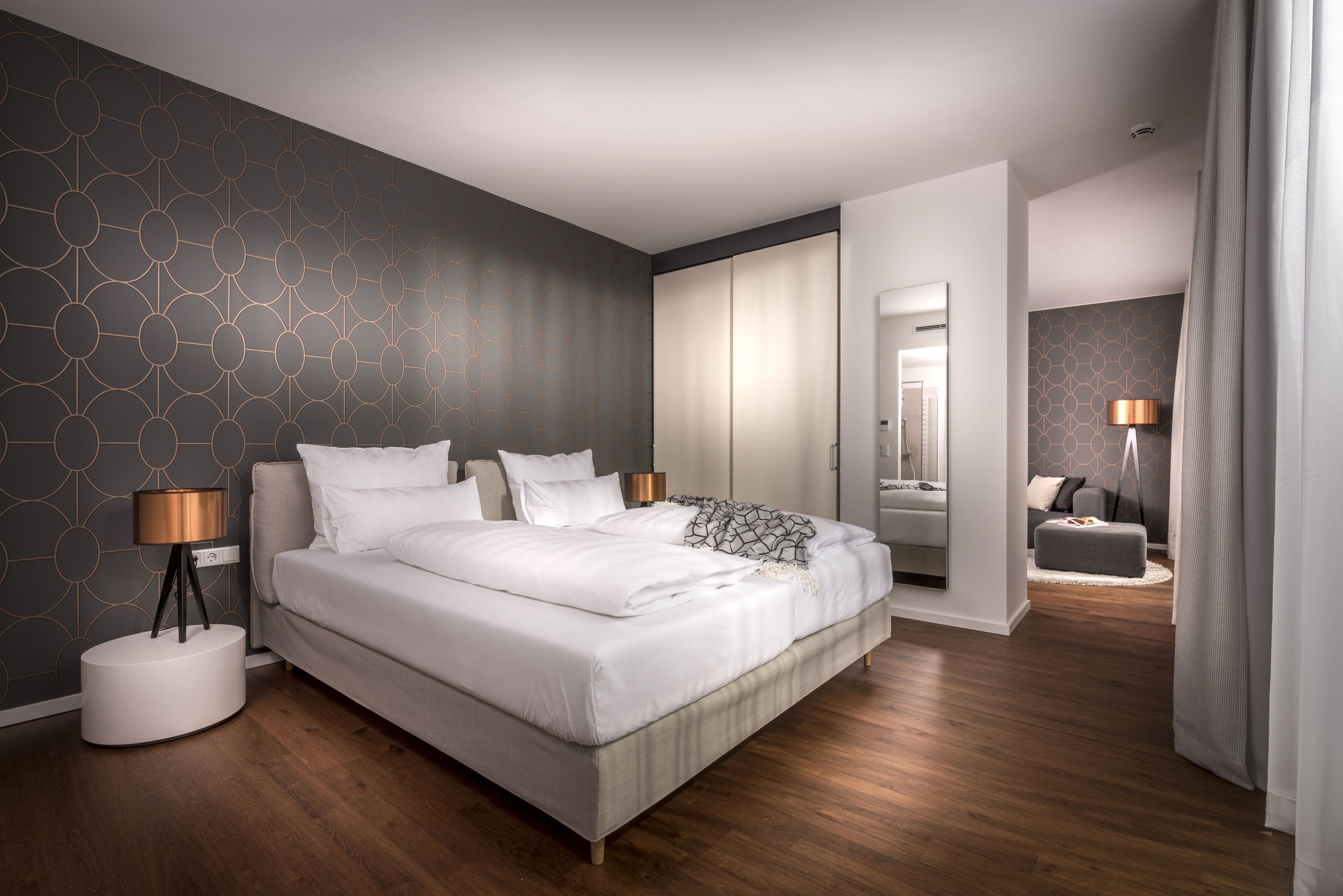 junior suite, 1 bedroom, non smoking | 1 bedroom, premium bedding, in-room safe, desk