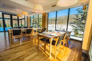 Breakfast, lunch, dinner served; Turkish cuisine  - Abant Lotus Otel (Bolu)