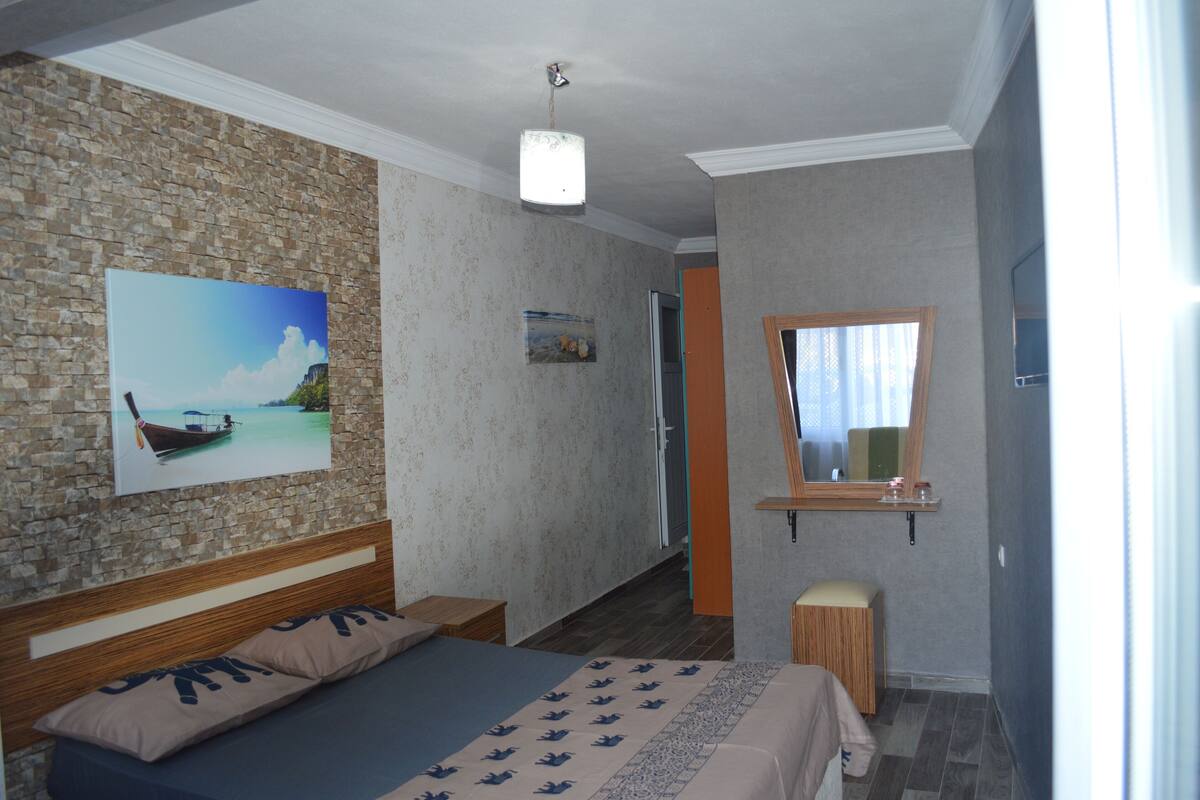 Double Room, Ground Floor | Desk, soundproofing, iron/ironing board (on request), WiFi (free)