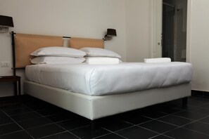 Superior Apartment | Premium bedding, down comforters, minibar, in-room safe - Lanterne Magiche Ortigia (Syracuse)