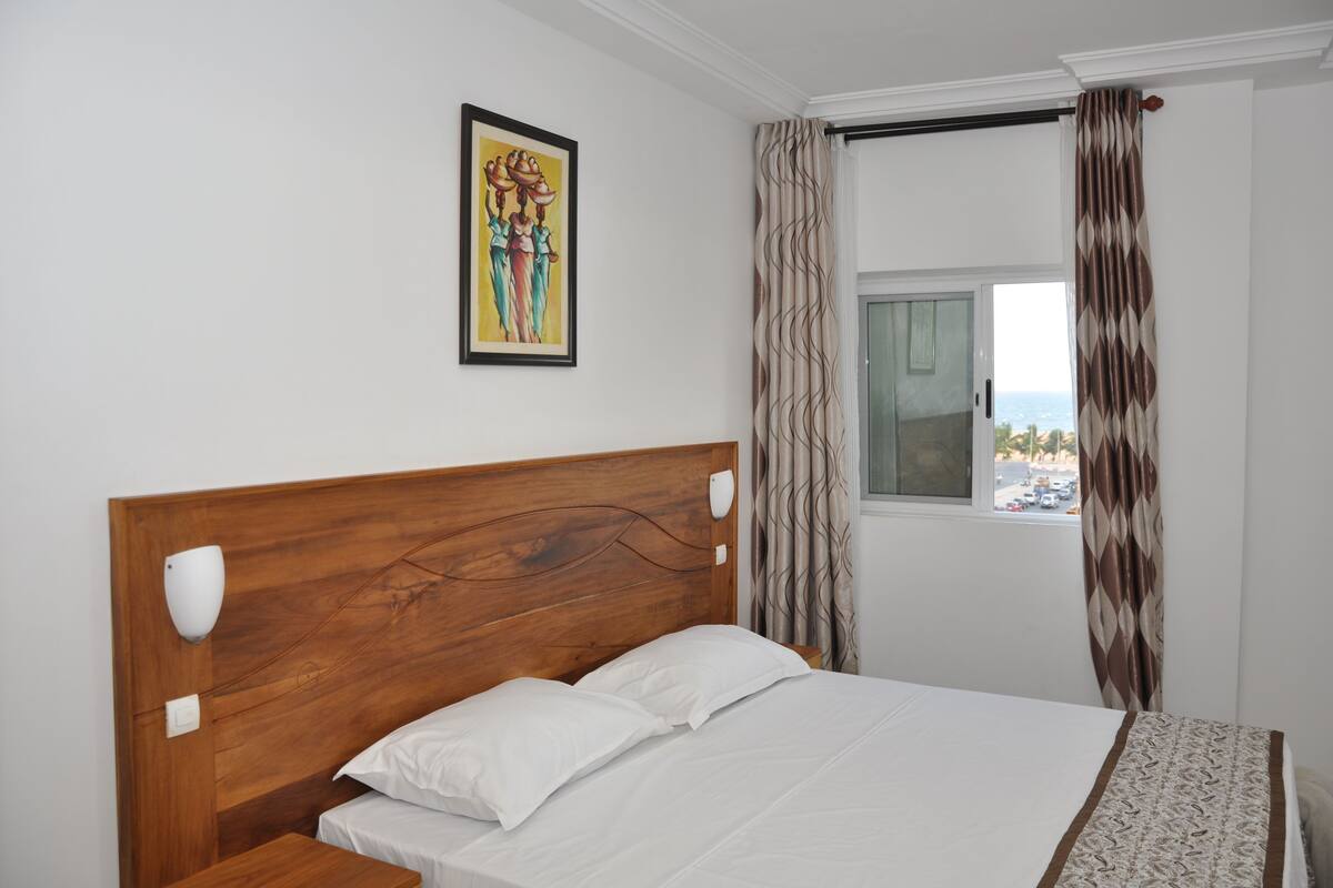 In-room safe, soundproofing, iron/ironing board, WiFi (free)