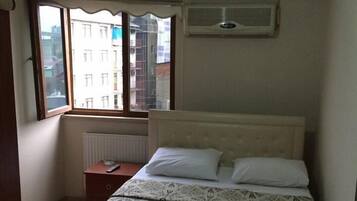 Habitación doble estándar | Wifi gratis y ropa de cama