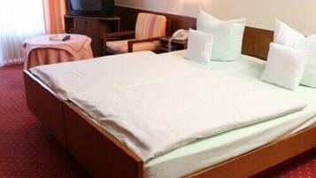 Desk, free WiFi, bed sheets